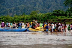 Awajún-villagers-checking-out-the-expedition